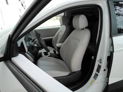Used 2022 Hyundai Ioniq 5 SEL w/ Cargo Package RWD image 15