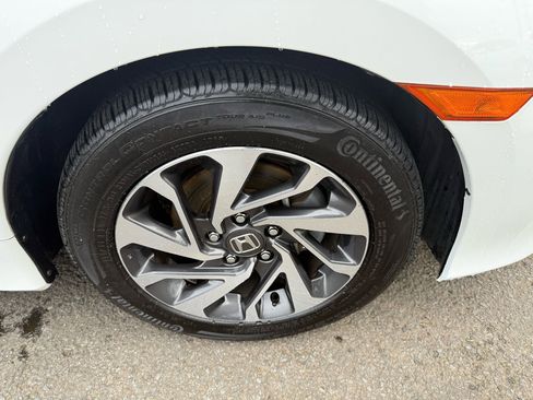 Used 2017 Honda Civic EX image 30