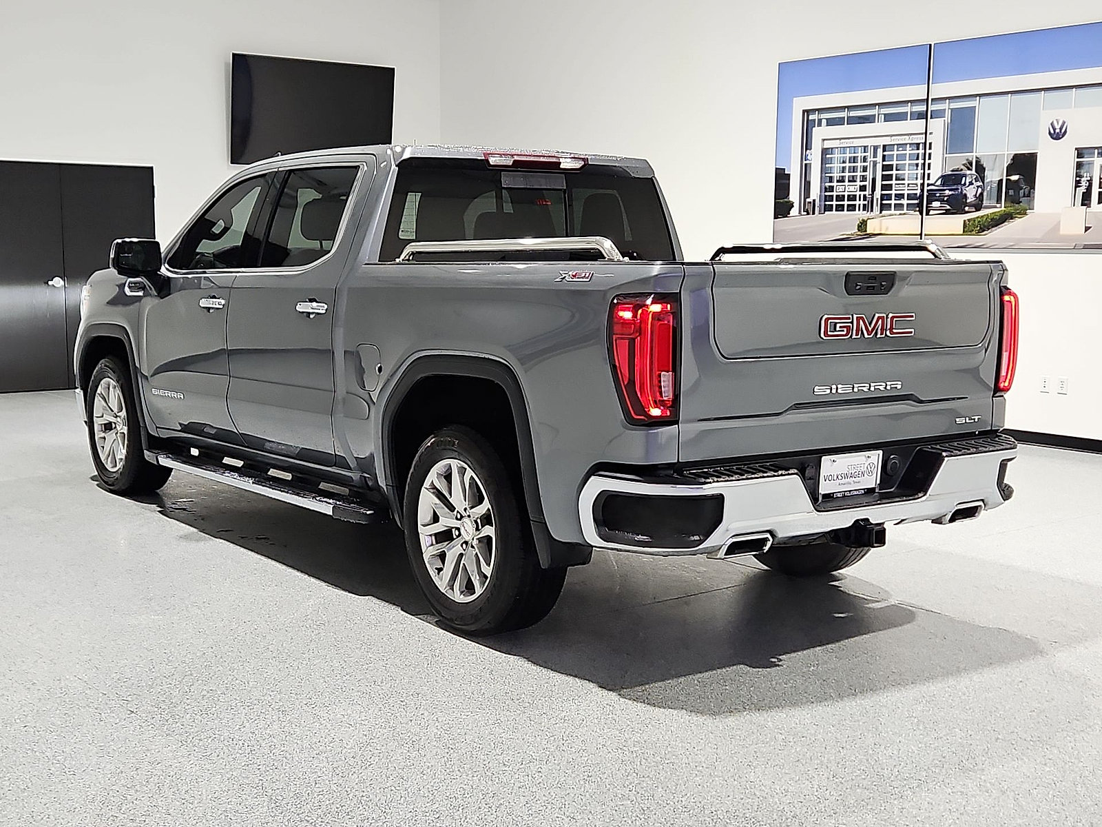 Used 2021 GMC Sierra 1500 SLT w/ SLT Premium Package AWD/4WD image 6