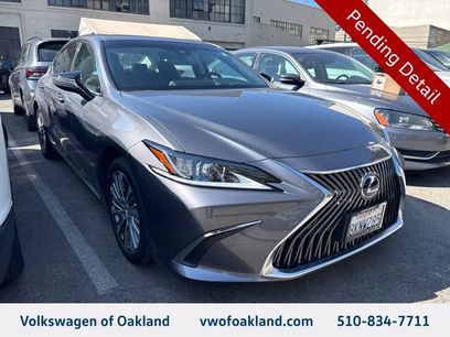 Used 2019 Lexus ES 300h