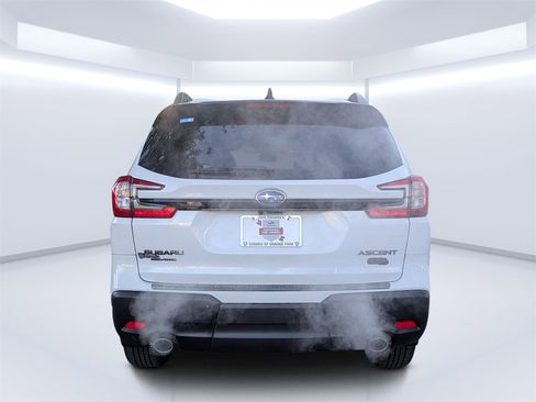 Certified 2025 Subaru Ascent Bronze Edition w/ Onyx Package image 4