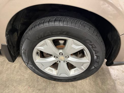 Used 2016 Subaru Forester 2.5i Limited w/ Protection Package #2 image 4