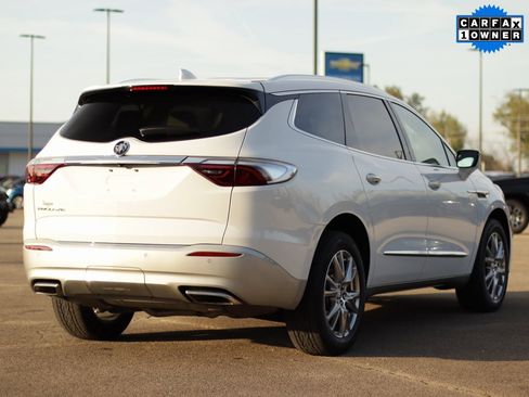 Used 2023 Buick Enclave Essence w/ Experience Buick Package image 7