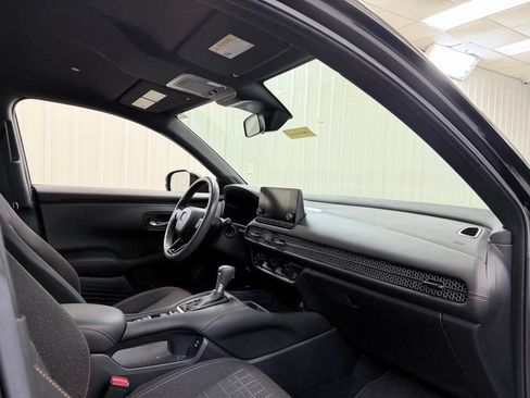 Used 2024 Honda HR-V Sport image 31