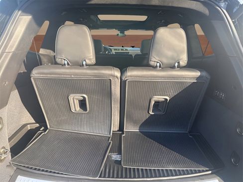 Certified 2024 Cadillac XT6 Sport w/ Platinum Package image 11