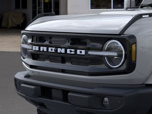New 2026 Ford Bronco Outer Banks AWD/4WD image 19