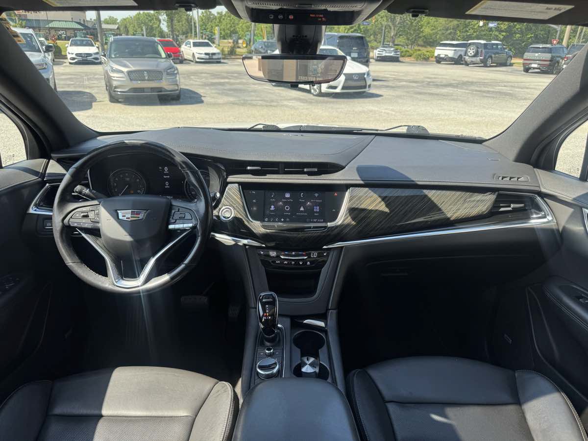 Used 2020 Cadillac XT6 Premium Luxury FWD image 15