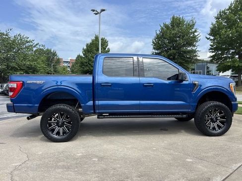 Used 2023 Ford F150 Lariat AWD/4WD image 2