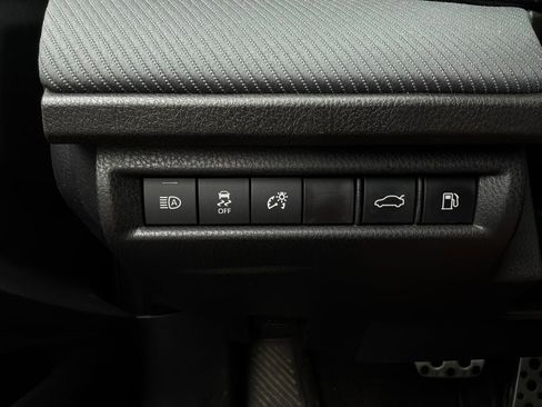 Used 2025 Toyota Camry SE FWD image 22