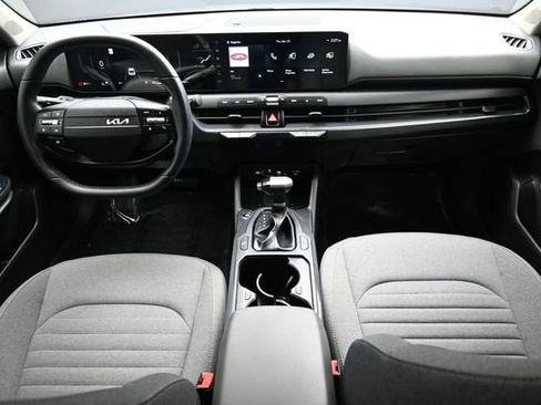 Used 2025 Kia K4 EX FWD image 13