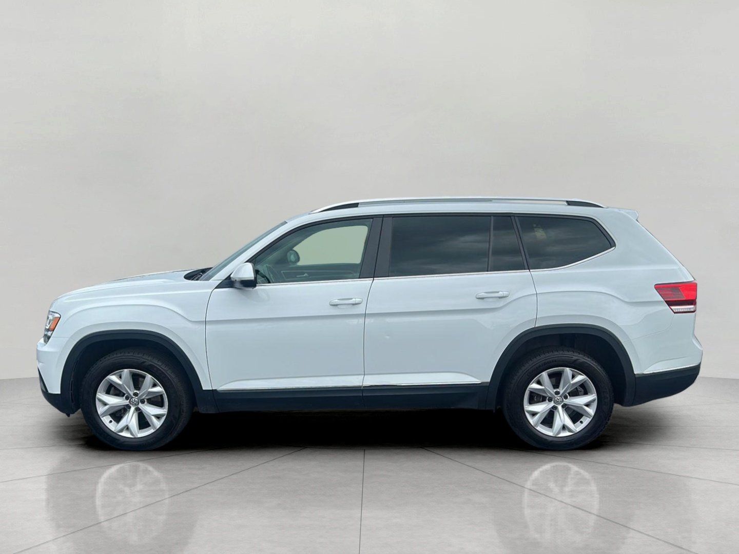 Used 2018 Volkswagen Atlas SEL AWD/4WD image 4