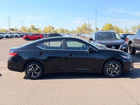 Used 2024 Nissan Sentra SV FWD image 6