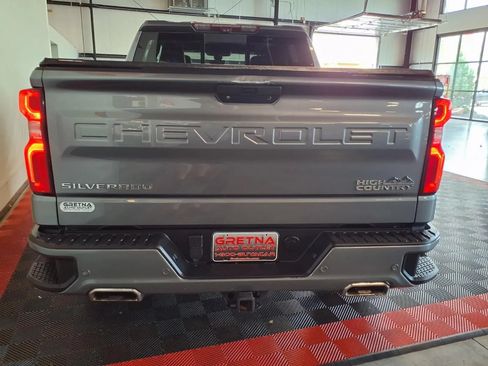 Used 2021 Chevrolet Silverado 1500 High Country w/ Technology Package AWD/4WD image 6