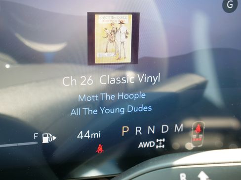 New 2025 Buick Envision Sport Touring image 23