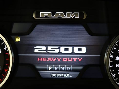 Used 2024 RAM 2500 Laramie w/ Snow Chief Group AWD/4WD image 12
