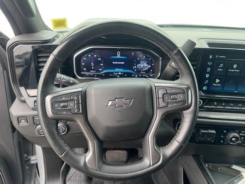 Used 2024 Chevrolet Silverado 2500 ZR2 w/ Technology Package AWD/4WD image 13