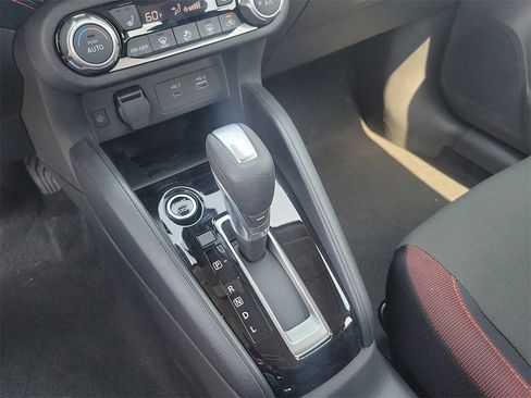 New 2025 Nissan Versa SR w/ Trunk Package image 10