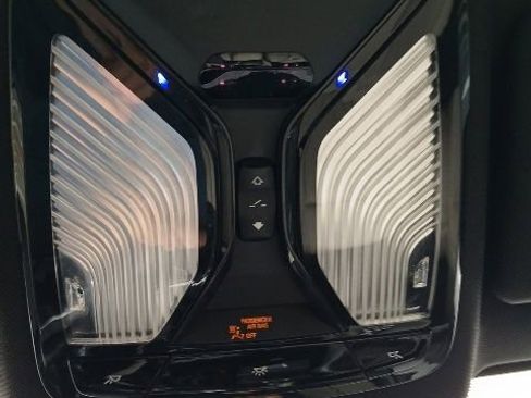 Used 2018 BMW 530i RWD image 25