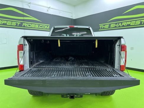 Used 2019 Ford F250 Lariat w/ Lariat Value Package AWD/4WD image 9