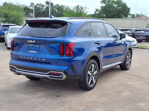 Certified 2022 Kia Sorento S FWD image 4