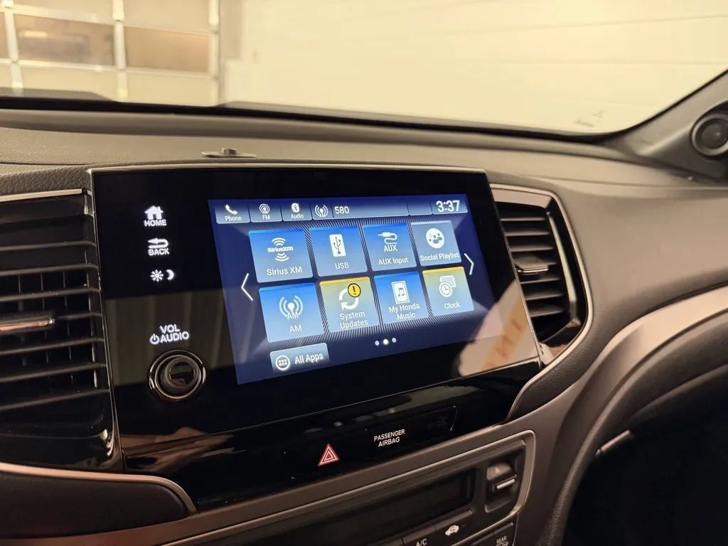Used 2023 Honda Passport EX-L image 23