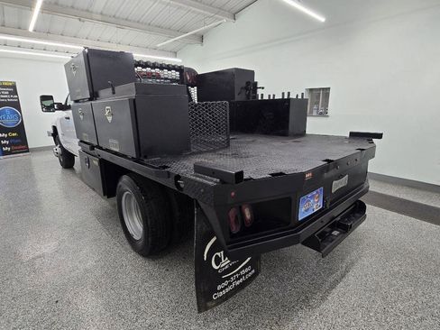 Used 2019 Chevrolet Silverado 3500 W/T w/ WT Convenience Package image 4