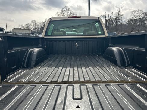 Used 2006 GMC Sierra 1500 SL image 19