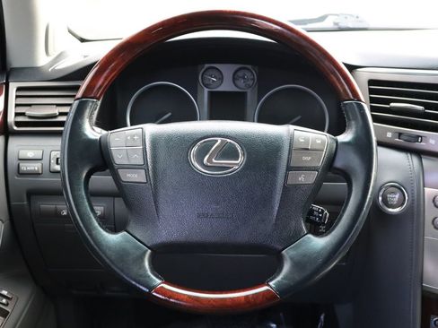 Used 2010 Lexus LX 570 4WD image 19