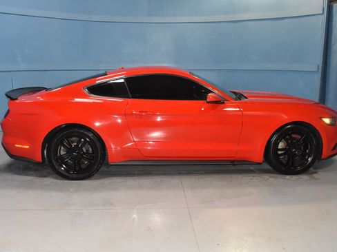 Used 2015 Ford Mustang Premium w/ Equipment Group 201A RWD image 19