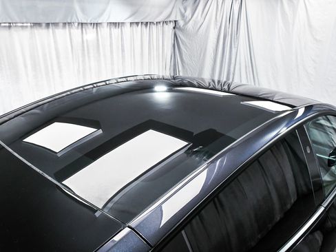 Used 2025 Tesla Model Y Long Range image 70