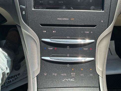 Used 2016 Lincoln MKZ AWD w/ Equipment Group 200A Select image 27
