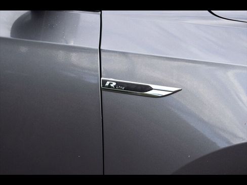 Used 2018 Volkswagen Passat 2.0T R-Line image 52