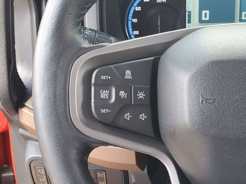 Used 2024 Ford Bronco Outer Banks AWD/4WD image 7