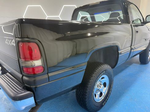 Used 1998 Dodge Ram 1500 Truck 4x4 Regular Cab image 12