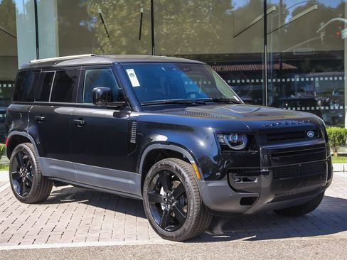 New 2026 Land Rover Defender 110 S image 3