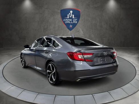 Used 2018 Honda Accord Sport image 3