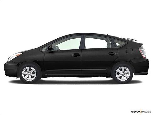 Used 2004 Toyota Prius w/ Pkg 9 FWD image 1