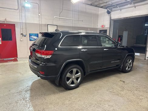 Used 2014 Jeep Grand Cherokee Limited AWD/4WD image 8