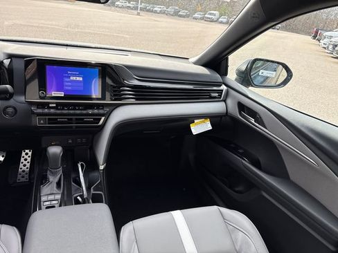 New 2026 Toyota Camry SE image 20