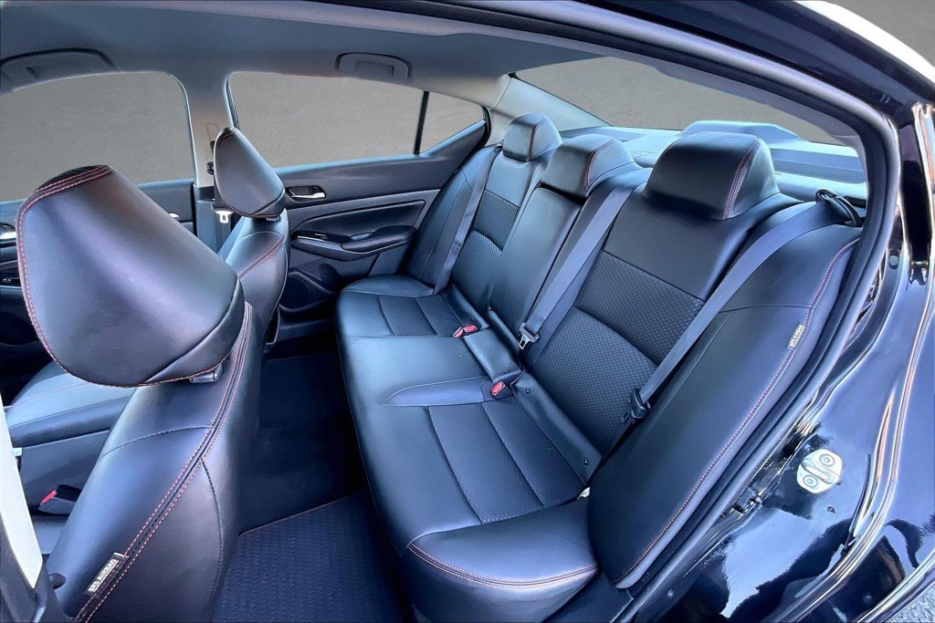 Used 2023 Nissan Altima 2.5 SR AWD/4WD image 23