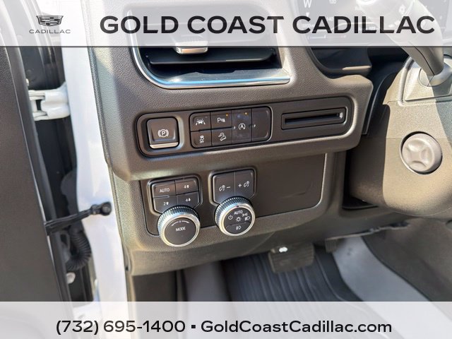 Used 2024 GMC Yukon AT4 w/ LPO, Floor Liner Package AWD/4WD image 22