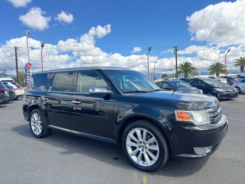 Used 2011 Ford Flex Limited FWD image 11