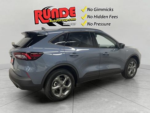 Used 2026 Ford Escape ST-Line w/ Tech Pack #1 AWD/4WD image 5