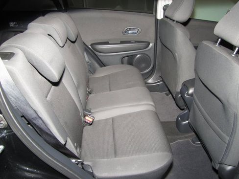 Used 2022 Honda HR-V LX image 19