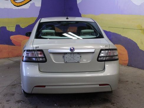 Used 2008 Saab 9-3 2.0T w/ Moonroof Package image 7