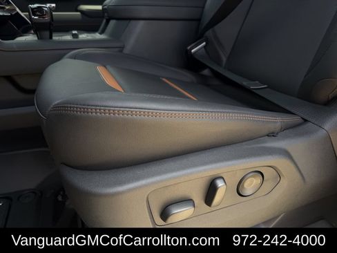New 2026 GMC Sierra 1500 AT4 w/ AT4 Premium Package AWD/4WD image 23