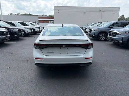 Used 2023 Honda Accord Sport image 6