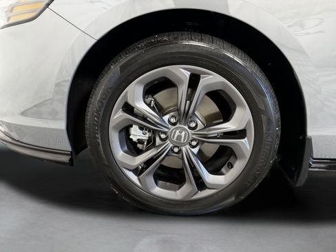 Used 2025 Honda Accord EX-L image 48