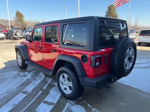 Certified 2018 Jeep Wrangler Unlimited Sport S image 4