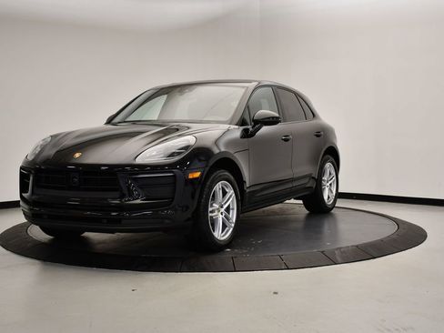 Certified 2025 Porsche Macan Turbo AWD/4WD image 1